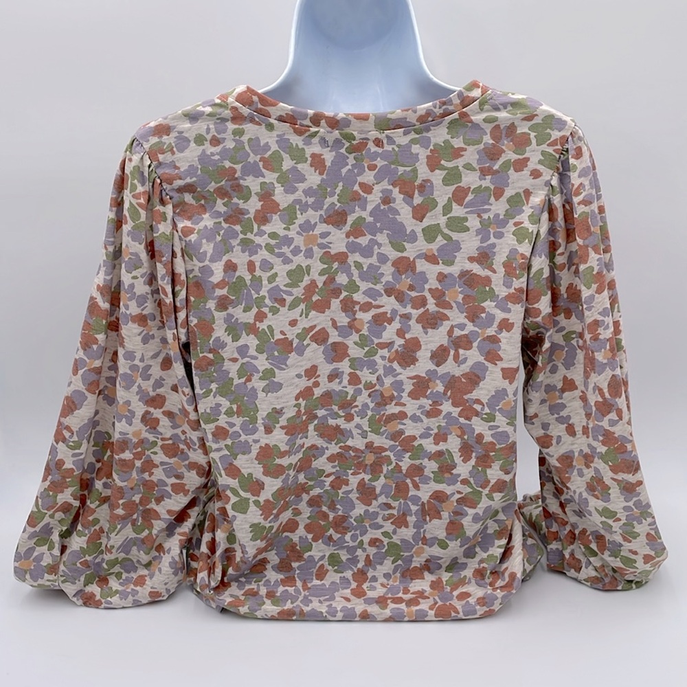 Democracy Long Sleeve Ruffle & Button Detail V-neck Multicolor - Picture 4 of 16